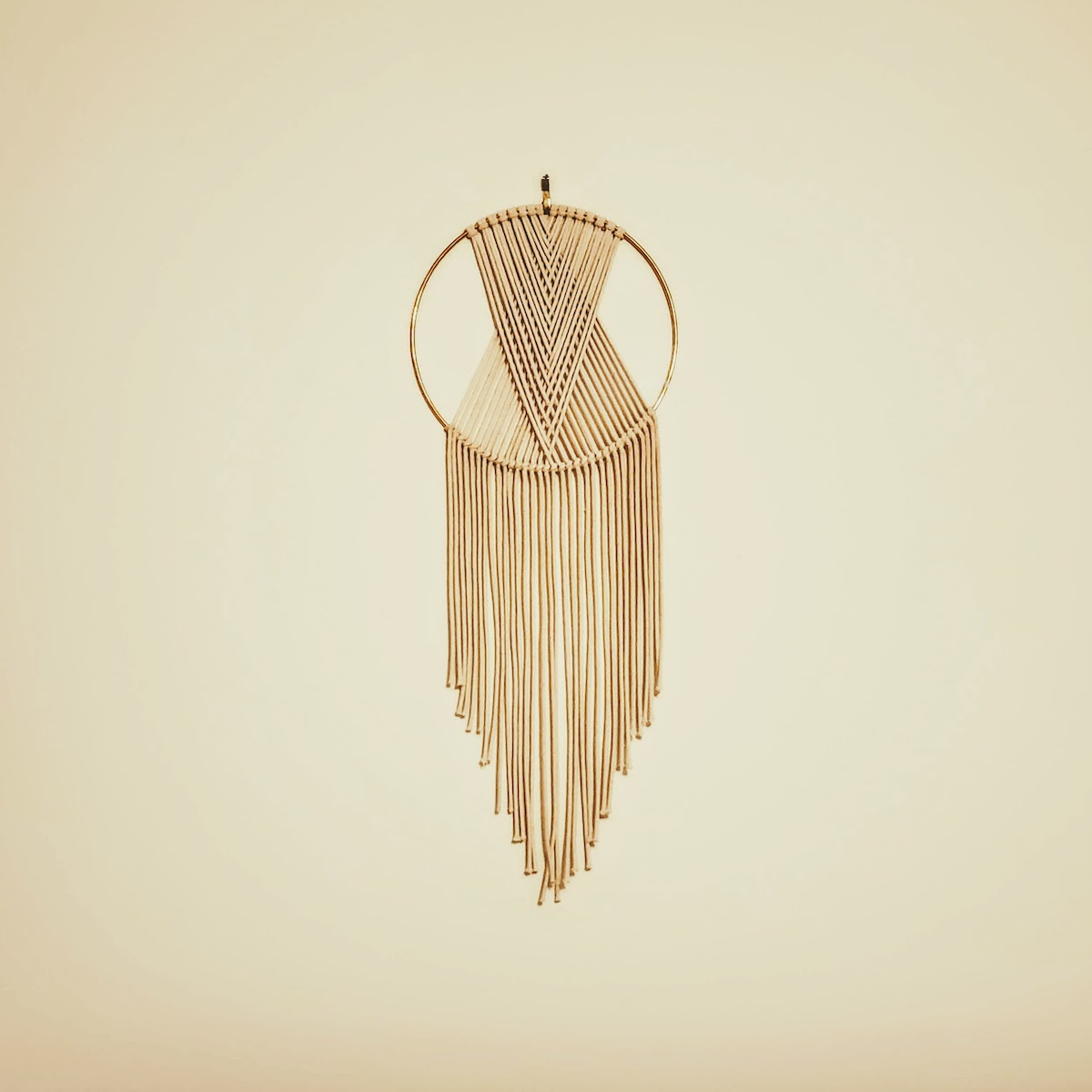 Easy 1-hour Triangle Macrame for Beginners